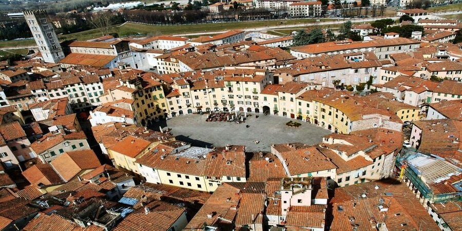 Piazza dell'Anfiteatro