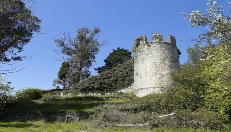 Sarria Castle
