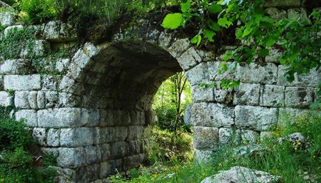 bridge-sambuco-st-francis-way-walking-italy-francigenaways