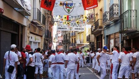 ebbb740d-camino-frances-pyrenees-pamplona-san-fermin-white-red