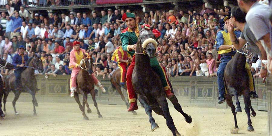 palio-di-siena-tuscany-italy-via-francigena