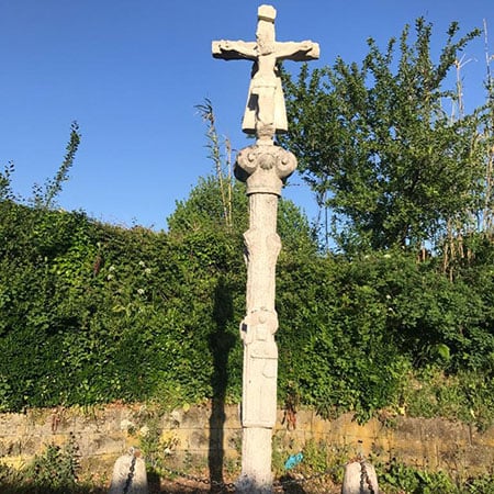 cruceiro-wayside-cross-camino-de-santiago-caminoways