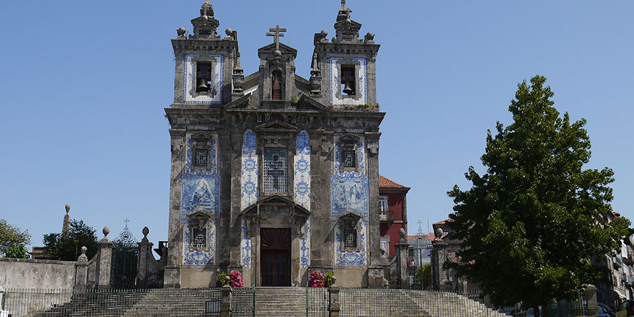 porto-church-tiles-camino-portugues-caminoways