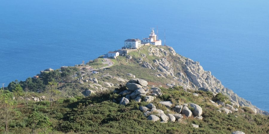 Camino De Santiago - Camino Francés: Includes Finisterre Finish