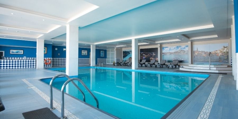 camino-hotel-vila-gale-porto-swimming-pool