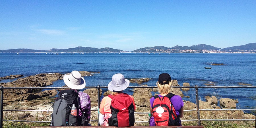 pilgrims-vigo-bay-portuguese-coastal-caminoways