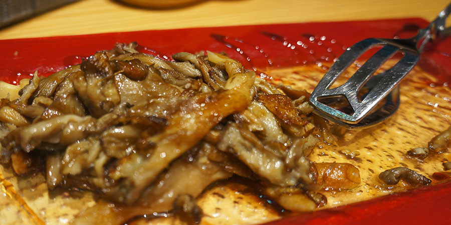 food-grilled-mushrooms-setas-vegan-camino-de-santiago-caminoways