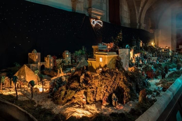 Santiago Tourism, San Fiz Nativity Crib