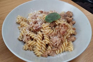 emmet-sausage-fennel-pasta-via-francigena