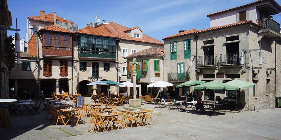 A square in the starting town of Tui