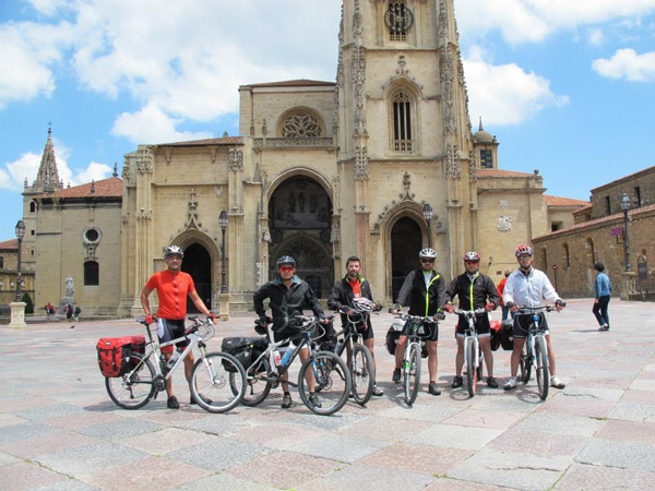 Cycling in Oviedo on the Camino Primitivo