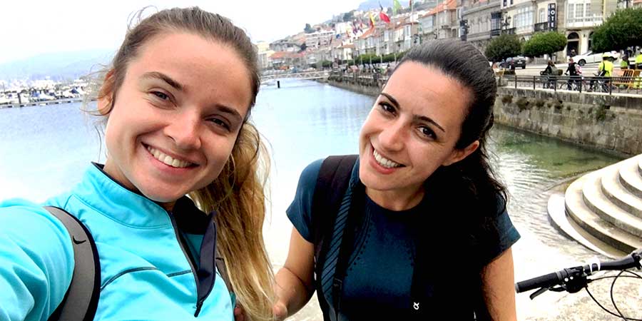 lisa-and-inesa-camino-portugues-mindful-walking