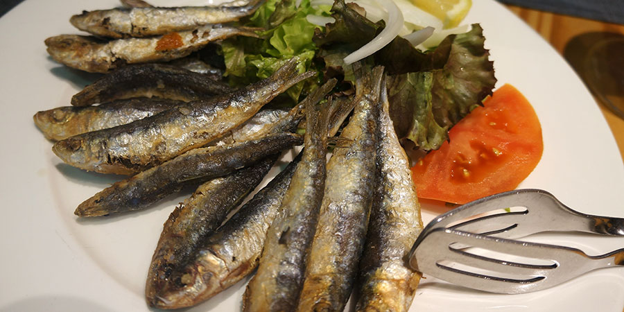 grilled-sardines-food-caminoways
