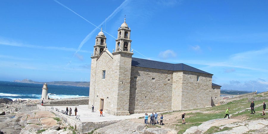 lighthouse-finisterre-caminoways