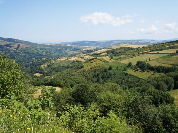 o-cebreiro mountains camino-de-santiago