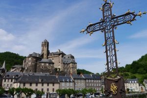 tom-caley-estaing-le-puy-way-french-camino-ways